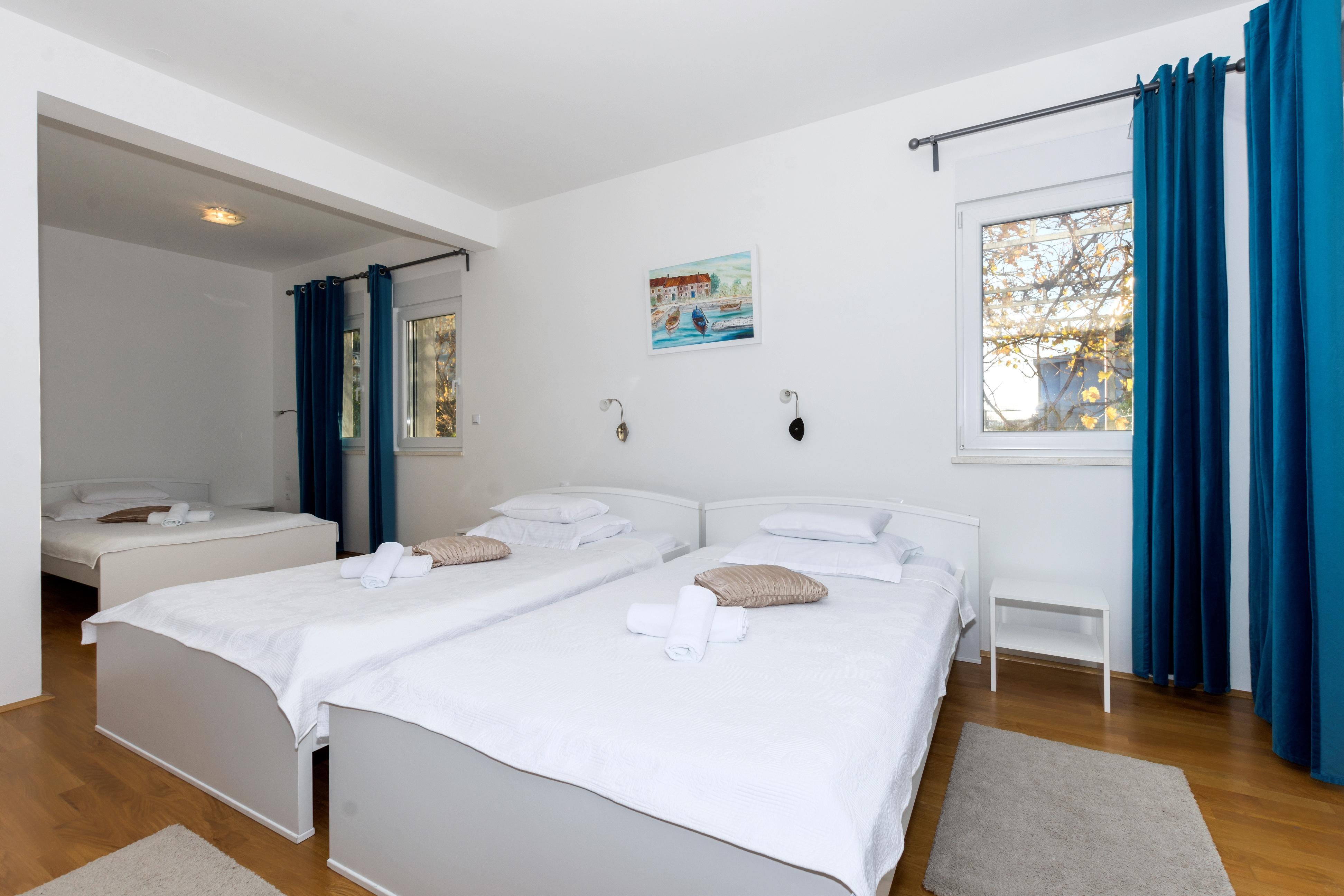 Villa Mermaid Your Croatian Haven With Luxury Pool And Scenic Views Podstrana Luaran gambar
