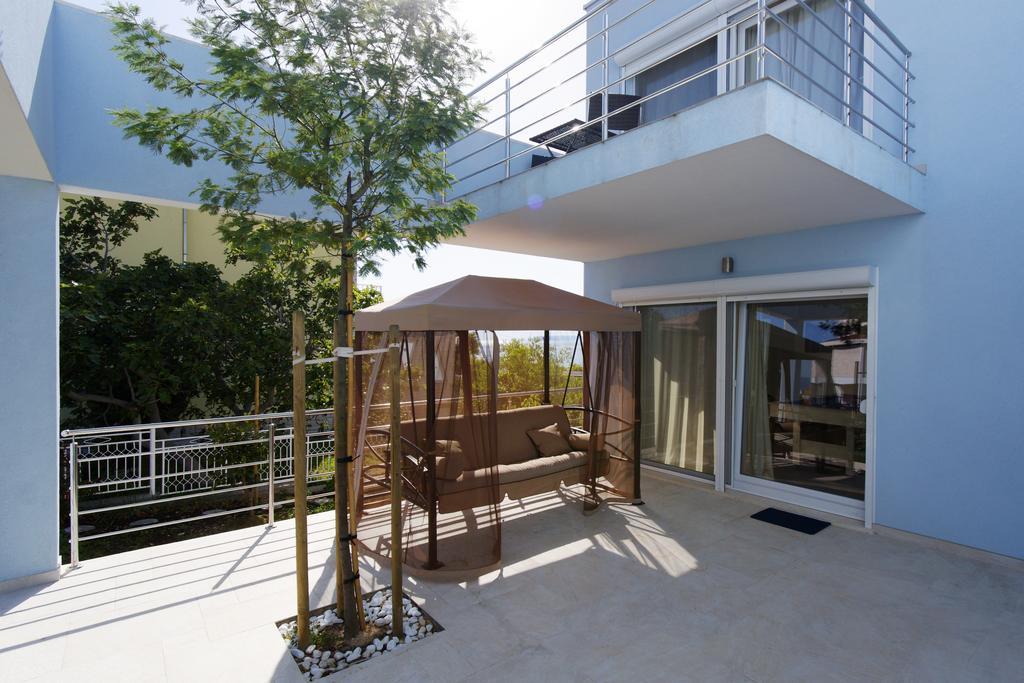 Villa Mermaid Your Croatian Haven With Luxury Pool And Scenic Views Podstrana Luaran gambar