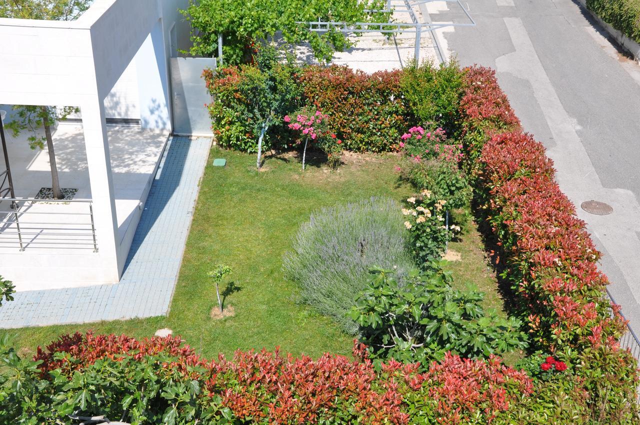 Villa Mermaid Your Croatian Haven With Luxury Pool And Scenic Views Podstrana Luaran gambar